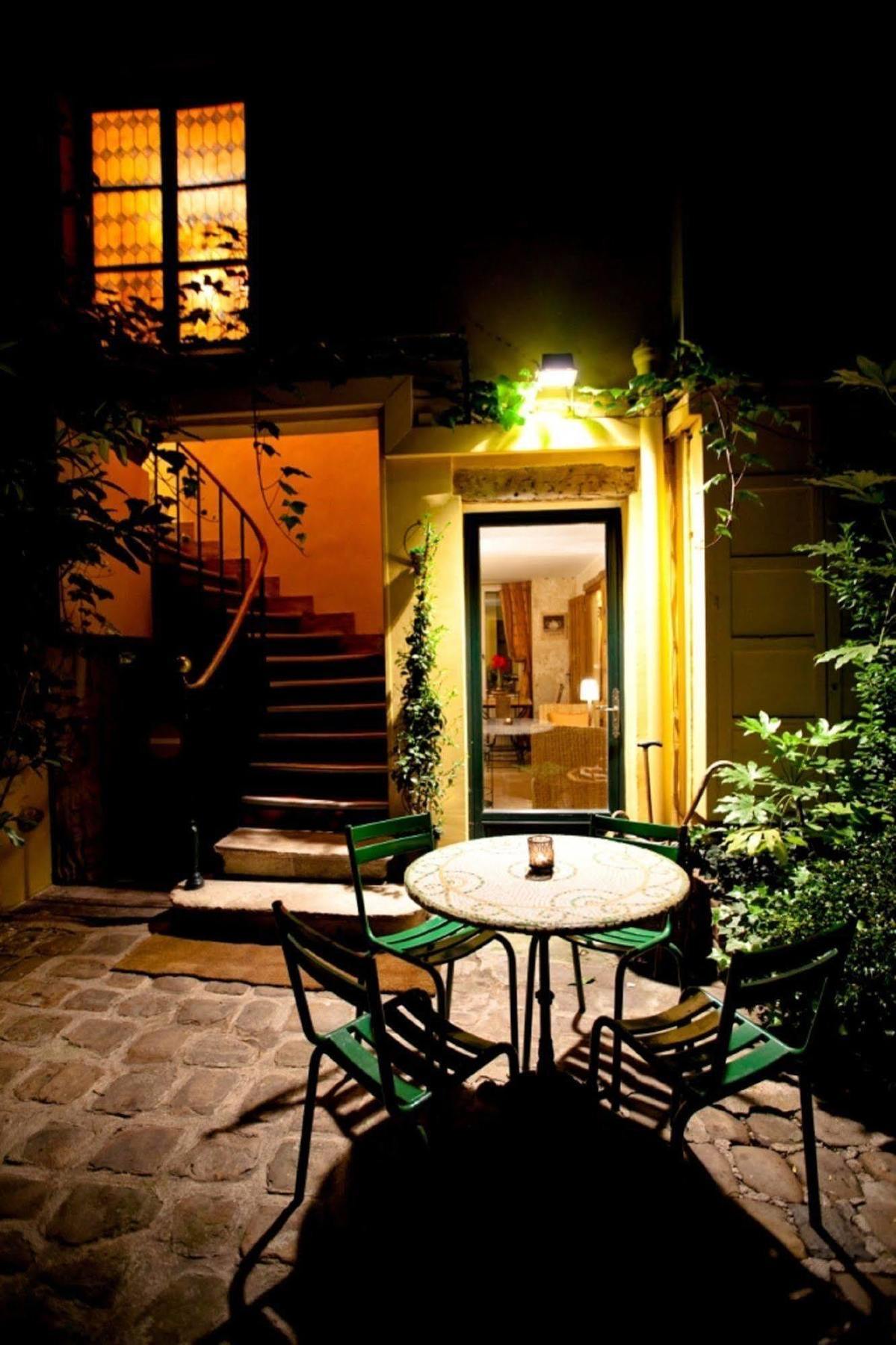 Hotel De La Tulipe Paris Exterior photo